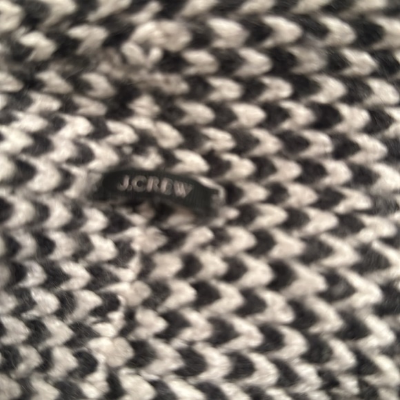 J crew infinity scarf tube black white herringbone euc classy super soft - Picture 4 of 7